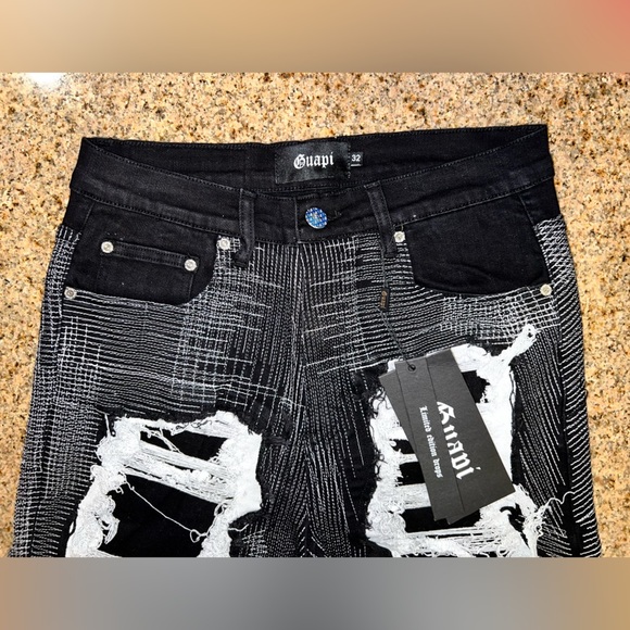 Guapi Shorts Mens 32 Black White Distressed Denim Limited Edition Shredded Raw - Picture 9 of 10